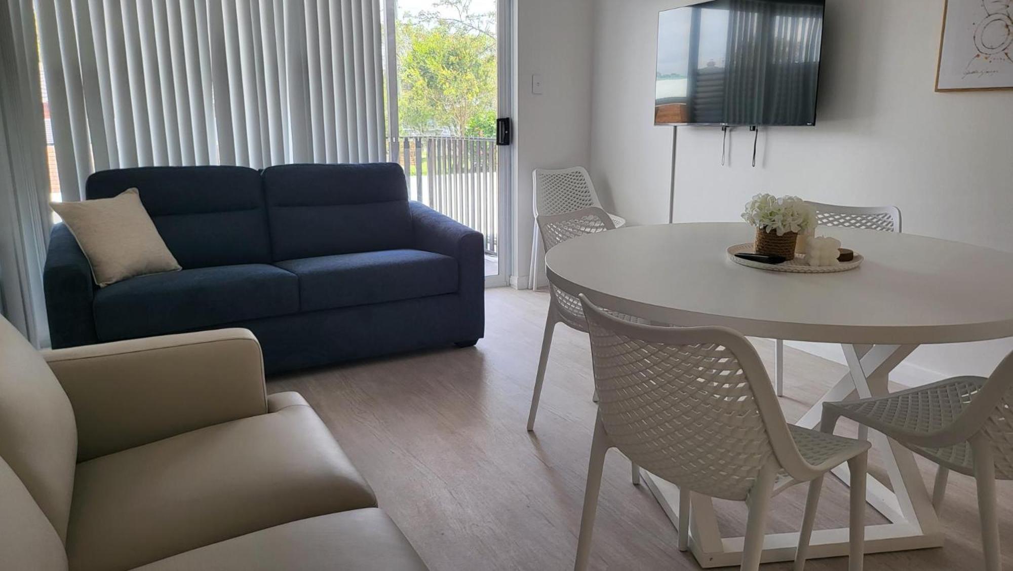 Husky 19 Beautifully Appointed Apartments - Great Location - In The Heart Of Husky Huskisson Extérieur photo